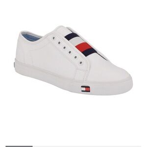 NWT Tommy Hilfiger Anni Slip-On Casual Sneakers Color WHITE SIZE 7